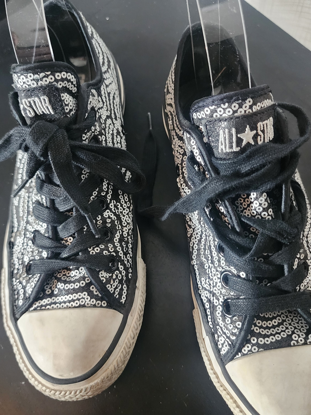 Converse All Star Women’s Black Sequin Low-Top Sneakers Sz 7
